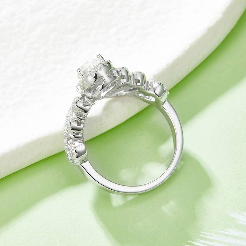 V字皇后水滴S925银镀白金彩色MoissaniteWomen's Ring1ctD级